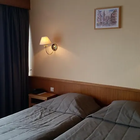 Reeb Hotel 3*